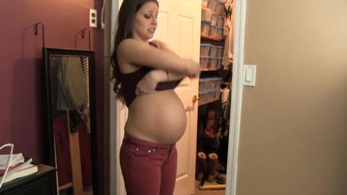 Overnight Pregnancy [SD, 480p] [Clips4sale.com] - Pregnant