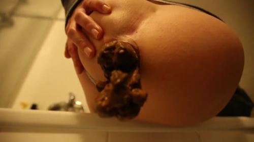 Thick part in the bath from now sound - POV Solo [FullHD, 1080p] [Scat] - Extreme