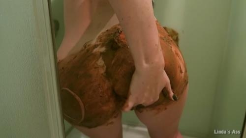 Big poop in a shower (02.04.2017/Scat/FullHD/1080p) 