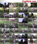 BratPrincess.us/Clips4sale.com: Sasha Foxx - Sexy Shoulder Rider [HD] (397 MB)