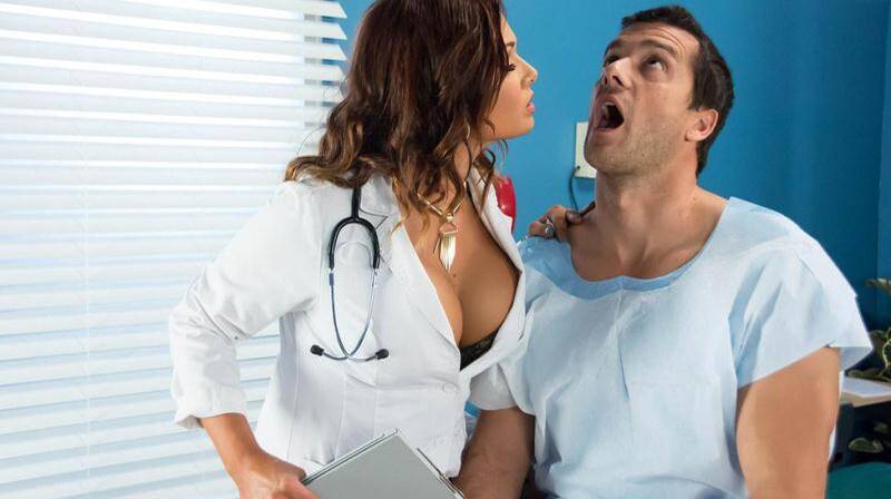 Milf: Tory Lane - Anal Sex with Doctor [SD] (263 MB)