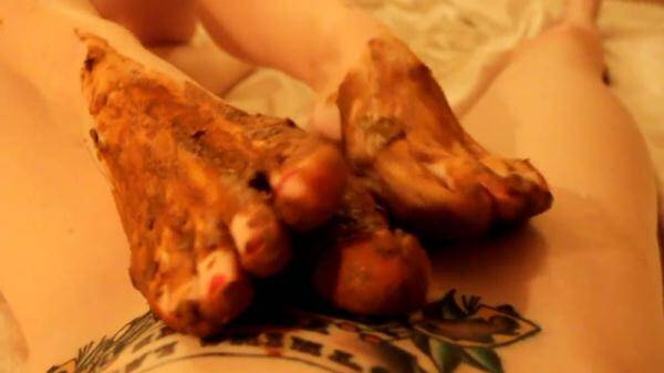 My sweet shitty feet and nasty footjob - Solo Scat (FullHD 1080p)