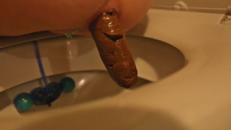 Amateur - Solo Poop No. 4 (02 May 2016) Toilet - SCAT [FullHD]