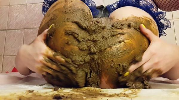 A little fingering and a lot of shit and smear - Very EXTREME (FullHD 1088p)
