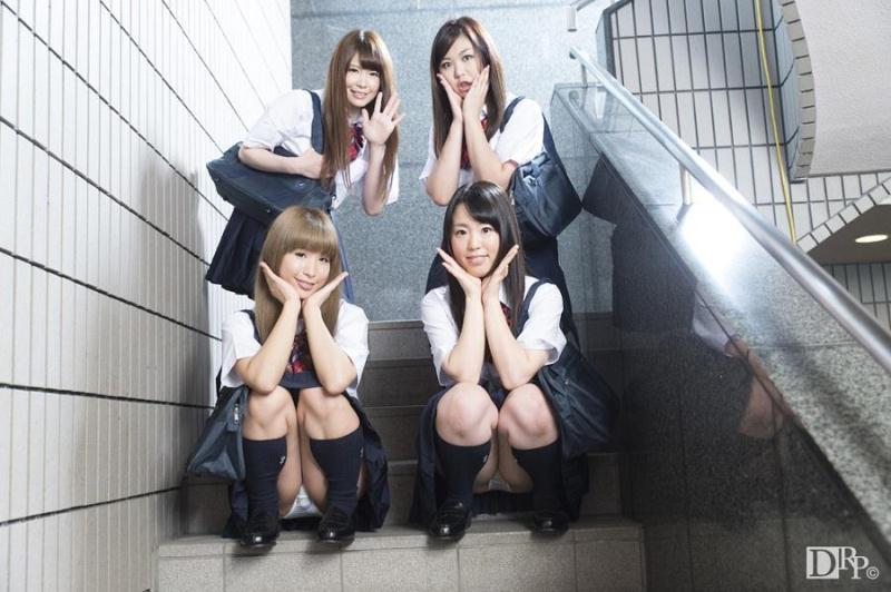 10Musume.com: Yuka Uehara, Hana Saki, Natsukawa Meg, Hotsuki Natsume - Group Sex With A School Girls [SD] (814 MB)