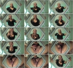 Elena De Luca Bullies Her Toilet Slave (FullHD 1080p)