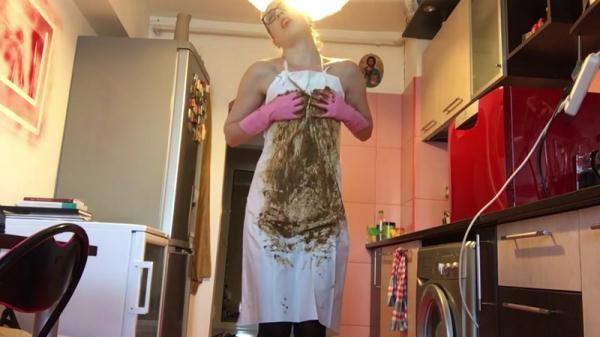 Rubber gloves and PVC apron (FullHD 1080p)
