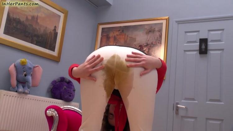 Pippa Poops her White Trousers / 12 Nov 2016 [Scat Fboom / FullHD]