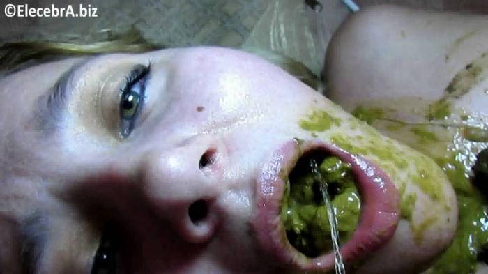 Mouth full of shit-food / 25-12-2016 [FullHD/1080p/MP4/993 MB] by XnotX