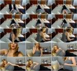 Clips4sale.com: Cute Blonde Discovers She is Pregnant [FullHD] (241 MB)