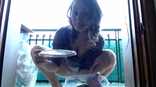 Scat Porn: Shit and fart in the balcony 1 - Solo Scat (FullHD/1080p/415 MB) 28.05.2017