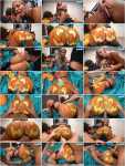 Hayley Davies - Big Ass Blonde Fucked And Cum On Pumpkin Cosplay [FullHD 1080p]